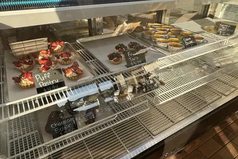 Martins Fresh Deli and Craft Bakery photo 2